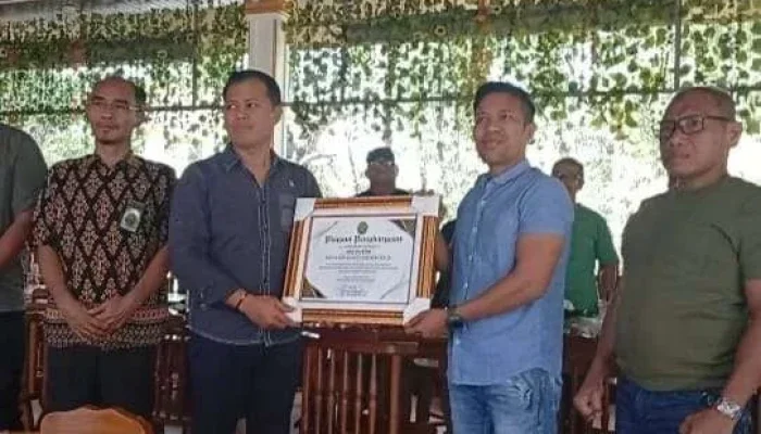 Keadilan yang Berlayar di Negeri Junjungan, Kisah Tiga Tahun Hakim Bayu Soho Raharjo