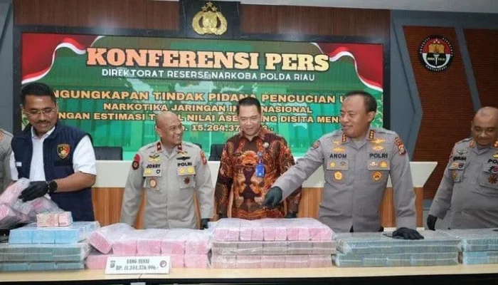 Sindikat Narkotika Lintas Negara Runtuh di Riau, Polisi Sita Aset Fantastis Rp15 Miliar
