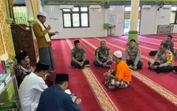 Tahanan di Polres Kampar Mantap Masuk Islam, Suasana Syahadat Penuh Haru
