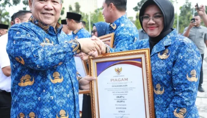 Siak Raih Penghargaan UHC 2025, Bukti Komitmen Pemerintah Wujudkan Akses Kesehatan Merata