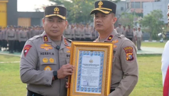 Satnarkoba Polres Bengkalis Masuk Barisan Elite: Kapolda Riau Beri Penghargaan Khusus