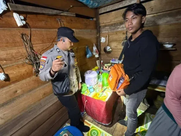 Perempuan Di Meranti Ditemukan Meninggal Tergantung Di Dapur, Polisi Lakukan Penyelidikan
