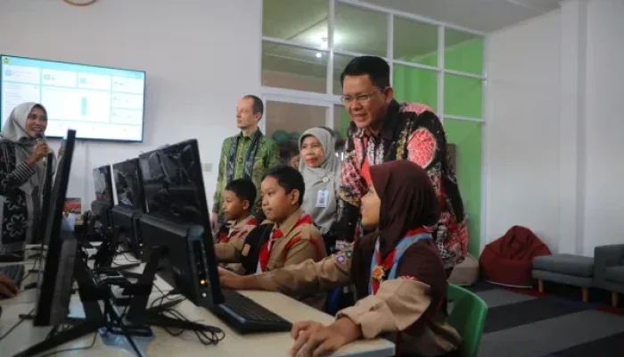 Perpustakaan Digital, Siswa SMPN 1 Pakem Kini Akses Buku Secara Daring