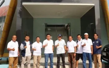 PTPN IV Regional III Pererat Sinergi dengan PWI Riau lewat Eksebisi Tenis Meja dan Domino