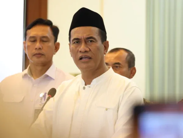 Pemerintah Tegas Hentikan Impor Beras Ilegal, Mentan Amran: Kedaulatan Pangan Jangan Diganggu!