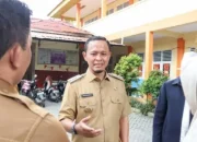 Pekanbaru Resmi Larang Kantong