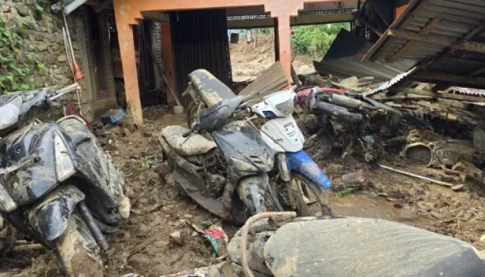 Banjir Bandang Palembayan Porak-Poranda Agam, Warga Keluhkan Minimnya Kehadiran Pemda