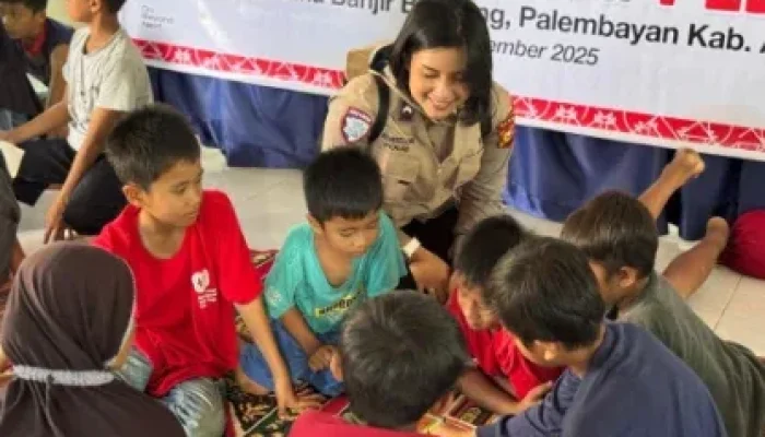 42 Psikolog Terjunkan Trauma Healing Korban Banjir Bandang Agam