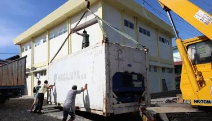 Kekurangan Ruang Jenazah di Agam, Cool Storage Bantuan Tiba untuk Percepat Identifikasi Korban