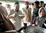 Presiden Prabowo Tinjau Pengungsi Bencana di Bireuen, Pastikan Bantuan Mengalir Lancar