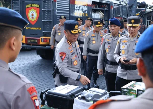 Polri Kerahkan 561 Personel dan Peralatan Taktis untuk Percepatan Penanganan Bencana di Aceh–Sumatera