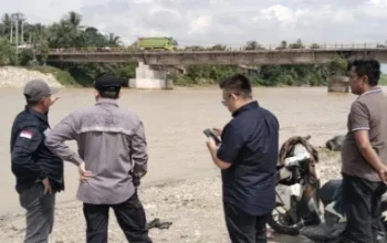 Antisipasi Banjir, Pemprov Riau Perkuat Pilar Jembatan Sei Rokan pada 2026
