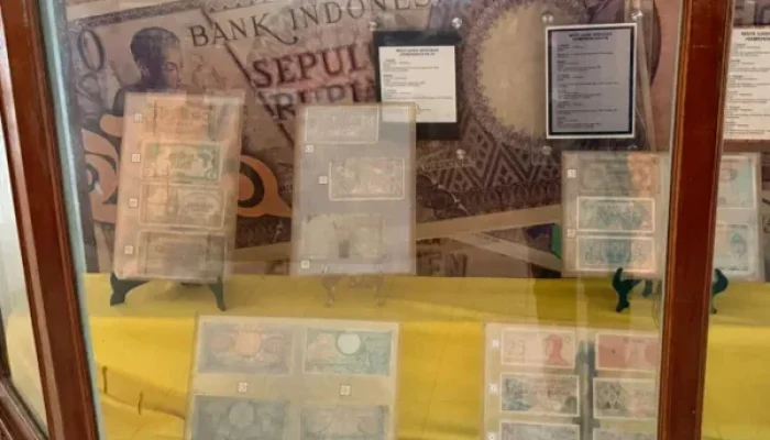 Koleksi Uang Kuno di Museum Sang Nila Utama Ungkap Sejarah Panjang Ekonomi Riau