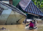 Kemendagri Turun ke Lokasi Bencana, Dokumen Kependudukan Warga Aceh–Sumut–Sumbar Diganti Gratis