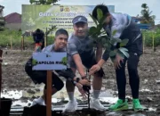 Kapolda Riau Resmikan Green Policing Runners, Tanam 100 Pohon di Bantaran Sungai Siak