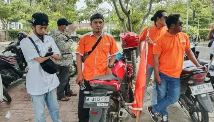 Ketika Buruh Probolinggo Datang Tanpa Teriakan, Membawa Harapan ke Halaman Kekuasaan