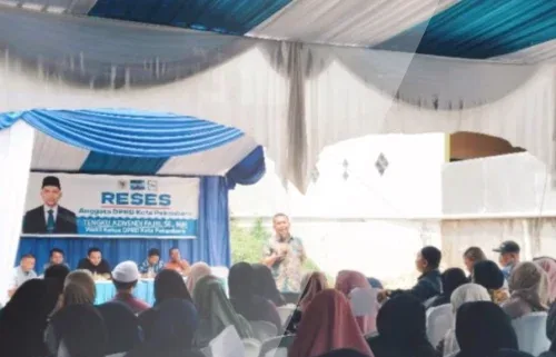 Reses Azwendi Fajri di Bukit Raya, Warga Soroti Banjir dan Harapkan Program Rp100 Juta per RW