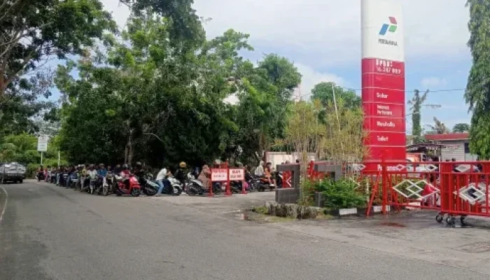 Antrean BBM Mengular di Pulau Bengkalis, Pertamina Pastikan Stok Tetap Aman