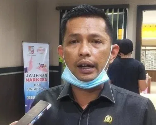 BBM Subsidi Antre Panjang di Pekanbaru, DPRD Minta Disperindag dan APH Turun Tangan