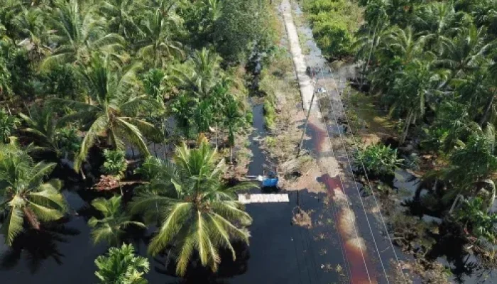 Harapan Terendam, Warga Teluk Buntal Kecewa Perusahaan Baru Hadir Setelah Banjir 10 Hari