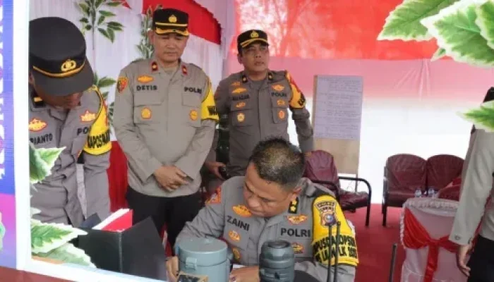 Menjaga Rasa Aman di Ujung Negeri, Polda Riau Tinjau Pos Operasi Lilin Nataru di Kepulauan Meranti