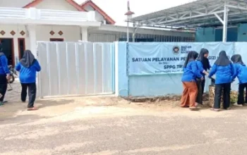Jaga Mutu Makanan Gratis, Relawan Fokus Bersihkan Dapur Sosial