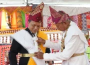 Bupati Pringsewu dan Ketua TP-PKK Dianugerahi Gelar Adat Saibatin Pardasuka