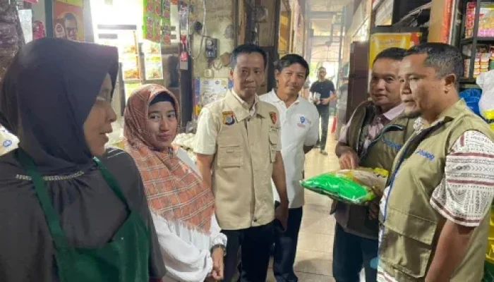 Menjaga Dapur Rakyat Tetap Hangat: BULOG dan Satgas Pangan Kawal Harga Beras Jelang Tahun Baru 2026
