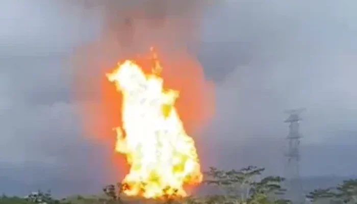 Diduga Pipa Gas TGI Meledak, Jalur Lintas Timur Jambi-Riau Lumpuh Total