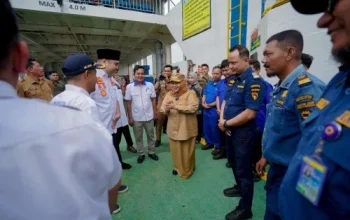 Menjaga Nadi Negeri Pesisir, Bupati Kasmarni Turun Langsung Pastikan Layanan Prima RoRo Bengkalis