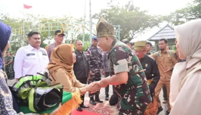 Negeri Junjungan, Budaya dan Pertahanan Berjumpa dalam Kunjungan Danrem 031/Wira Bima