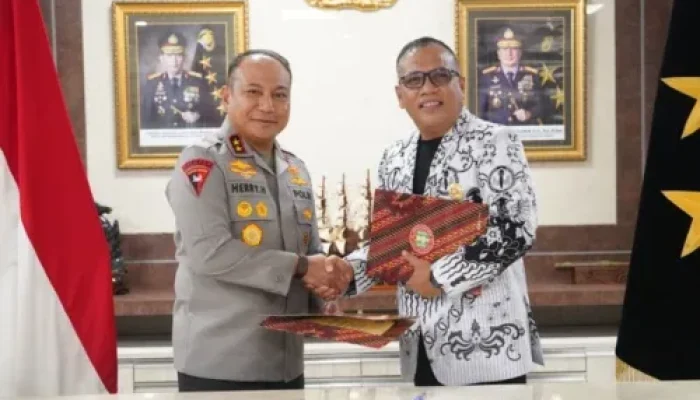 PGRI Riau-Polda Riau Teken PKS, Perlindungan Hukum Guru Jadi Prioritas