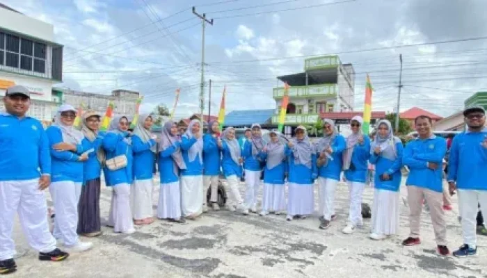 Semangat HAB ke-80, MTs YPPI Bengkalis Tampil Kompak Ikuti Jalan Santai Kemenag