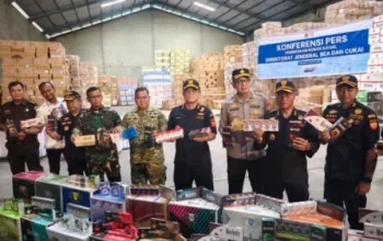 Gudang Rokok Ilegal Rp300 Miliar Digerebek Bea Cukai di Pekanbaru