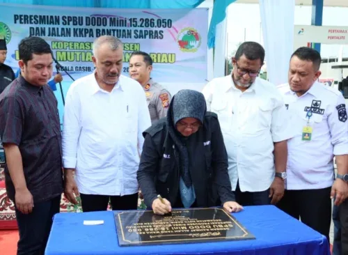 Bupati Siak Resmikan SPBU