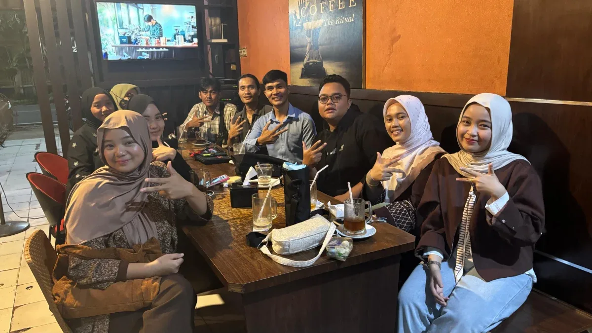 Mahasiswa UMRI Kaji Peran Strategis Media dalam Menciptakan Opini Publik