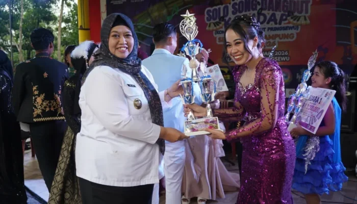 Wabup Pringsewu Buka Festival Solosong Dangdut KOMDAP Lampung 2026