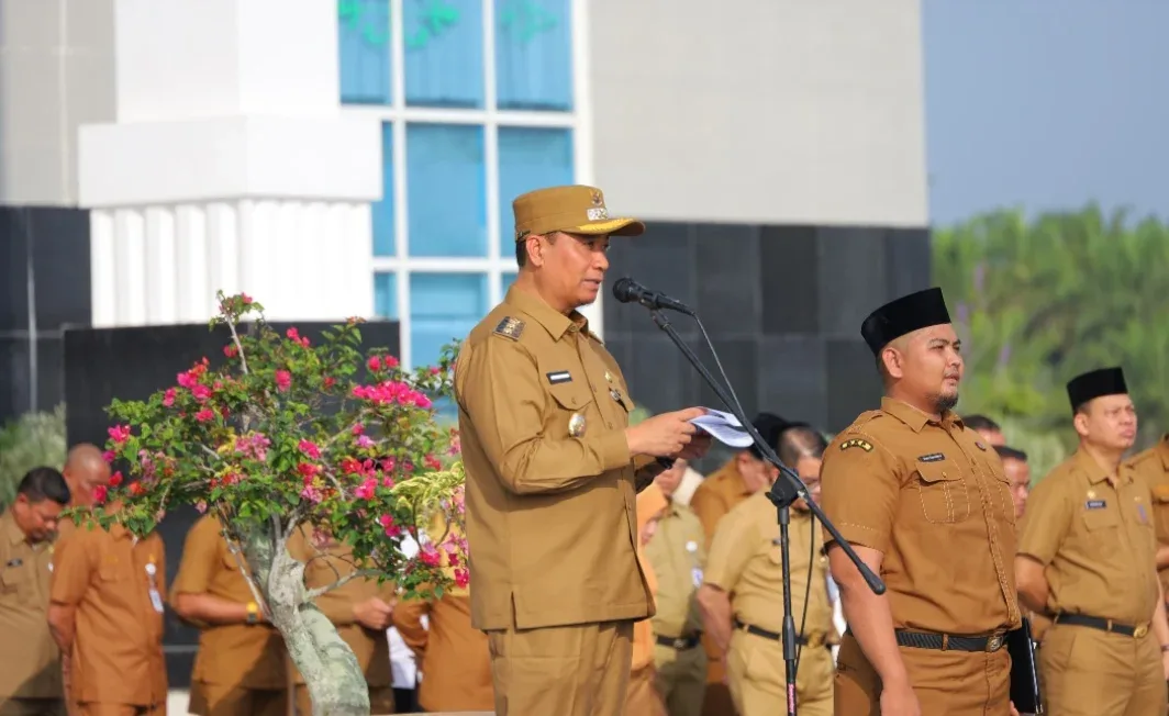 Dorong Pelayanan Maksimal, Wawako Pekanbaru Tegaskan ASN Tak Boleh Berlindung di Balik Lambatnya APBD