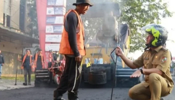 Pemko Pekanbaru Targetkan Pengaspalan Jalan Rusak Lebih dari 42 Kilometer Tahun 2026