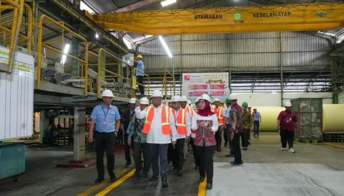 Wamenaker Tegaskan Kepatuhan Ketenagakerjaan Kunci Perlindungan Pekerja