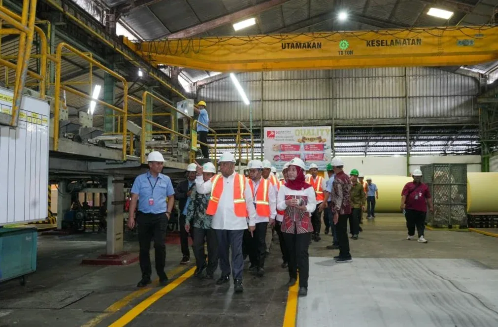 Wamenaker Tegaskan Kepatuhan Ketenagakerjaan Kunci Perlindungan Pekerja