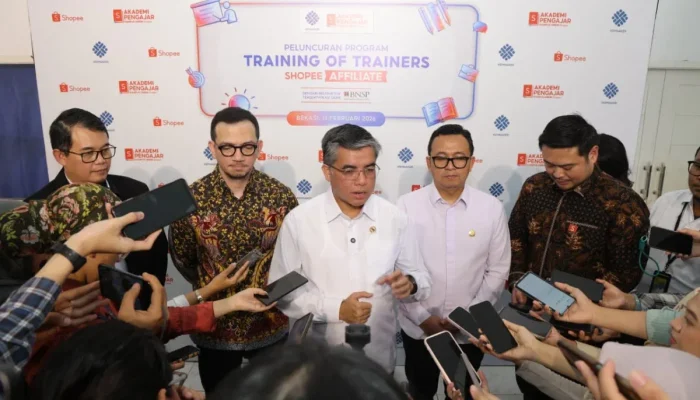 Kemnaker-Shopee Siapkan Instruktur BLK Hadapi Ekonomi Digital Lewat Affiliate