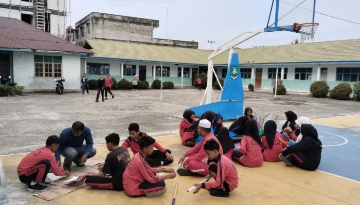 Menata Lingkungan, Menyemai Iman: MTs YPPI Bengkalis Sambut Ramadhan dengan Goro