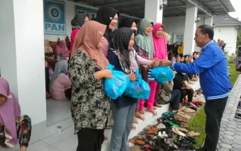 Sambut Ramadan, Ketua DPD PAN Pesawaran Bagikan 150 Paket Sembako Lewat Program Jumat Berkah