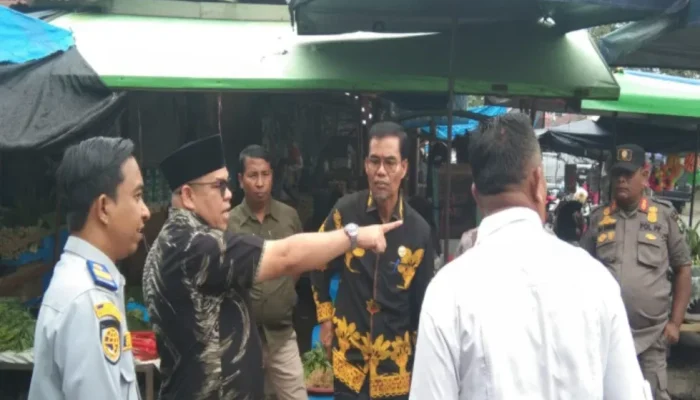 Pemkab Kampar Tutup Akses Kendaraan di Eks Jalan Dt Tabano, Fokus Benahi Pasar Inpres