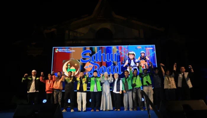 Sahur on The Road Pekanbaru: 2.000 Ojol Disapa Wali Kota Agung Nugroho
