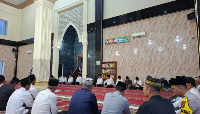 Safari Ramadan Asahan: Bupati Resmikan Masjid Al Ikhlas dan Serahkan Bantuan