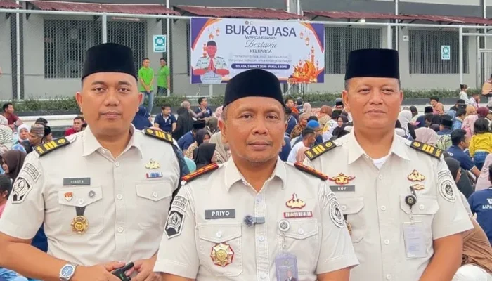 Air Mata Balik Jeruji Warnai Buka Puasa Perdana Lapas Bengkalis Bersama Keluarga WBP