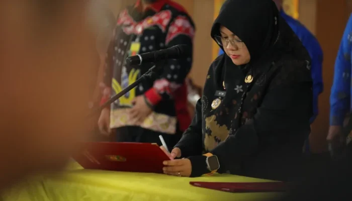 Bupati Siak Afni Zulkifli Lantik 60 Pejabat, Tekankan Profesionalisme ASN di Tengah Kondisi Keuangan Daerah