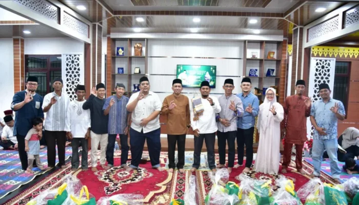 Tutup Mengaji Edisi Ramadan, ASN Bappeda Bengkalis Berbagi Takjil dan Buka Bersama